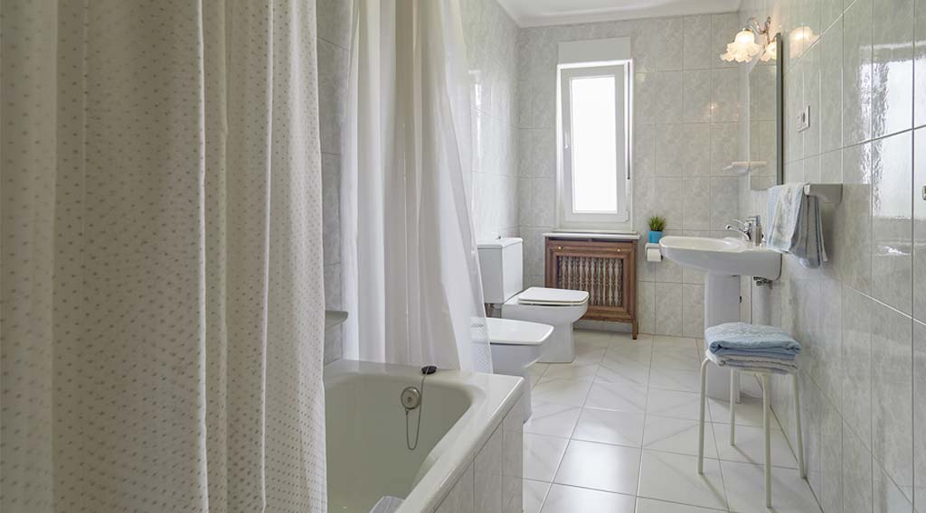 Baño Finca Engracia